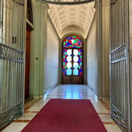 Διαμέρισμα Luminous And Spacious Boboli *
